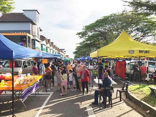 Impian Emas Thursday Night Market